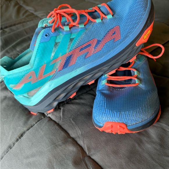 Altra Mont Blanc Blue - Picture 6 of 7